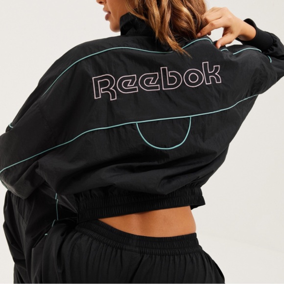 NWT Reebok Heritage Off-white Coverup (SM) - Picture 15 of 16
